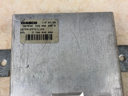 02963, Jednostka sterująca klimatyzacją, podstacja WABCO nr 446 096 000 0, nr 7 786 040 000  (1).jpeg