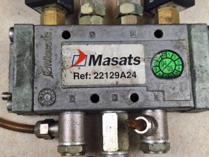 Elektrozawór otwierania drzwi SCANIA IRIZAR Masats 22129A24 + dwie cewki OPXS160 B  