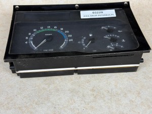 Zegary, deska rozdzielcza RENAULT ILIADE EURO 2, obrotomierz, wskaźnik paliwa, wskaźnik oleju, wskaźnik temperatury, wskaźnik powietrza, RVI nr 5010 347 964, VDO 110 008 710/032
