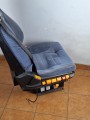 03441, Fotel kierowcy autobusu, pneumatyczny, ISRI, z pasem 3-punktowym (42).jpg