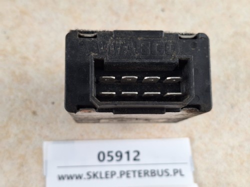 05912, Sterownik wentylatorów klimatyzacji, płynnej regulacji obrotów WABCO 446 024 012 0  (3).jpg
