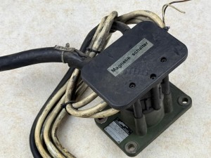 Przekaźnik prądu pracy Kissling typ 26.56.32, 300A 24V, MAN R07
