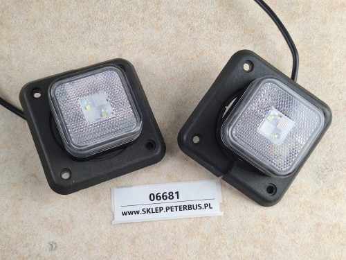 06681, Lampa 10 cm x 10 cm, kolor biały, zestaw 2 sztuki, 1224 V (2).jpg