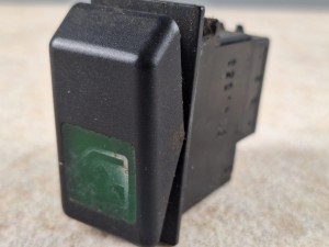 Klawisz, przycisk, włącznik podnoszenia i opuszczania szyby kierowcy SETRA S315, nr 514.059