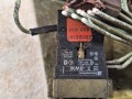 03805, Przyciski, klawisz eotwierania drzwi Telemecanique Z..-BW06, ZB2BE101, nr 420 438, zestaw 2 sztuk + osłona montażowa RENAULT FR1 (3).jpg