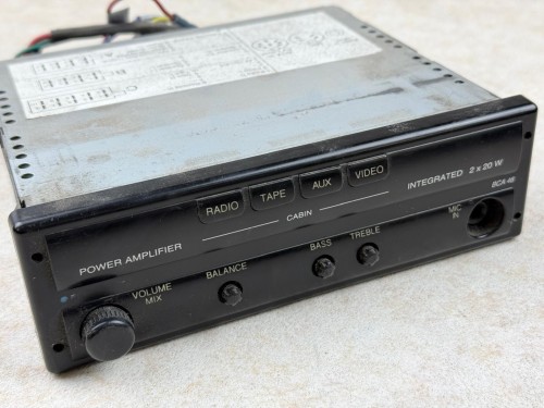 03900, Wzmacniacz autobusowy z wyjściem na mikrofon, BLAUPUNKT BCA 46, 2 x 20 W  (1).jpeg