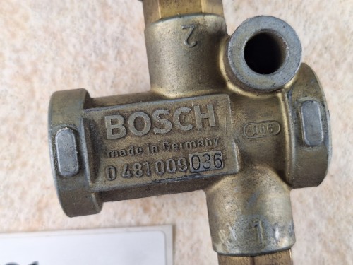 06631, Zawór pneumatyczny BOSCH 0 481 009 036 (5).jpg