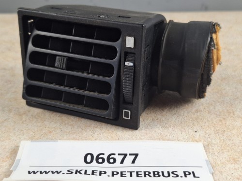 06677, Kratka nawiewu powietrza, na kierowcę PRIMA part. 280, wymiary 70 mm x 60 mm, IRISBUS (5).jpg