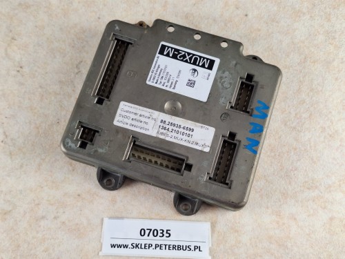 07035, Multiplekser, sterownik MUX2-M numer 1364.21010101, Versja 3.1, 2006 rok  (2).jpg