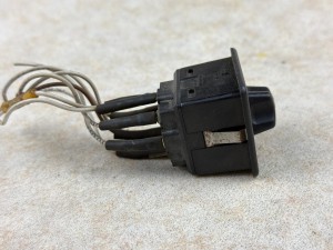 Pokrętło do elektrycznego sterowania lusterkami autobusu Mercedes O550 Integro