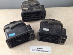 Kratka nawiewu powietrza na kierowcę RENAULT Iliade, nr 5010226048 