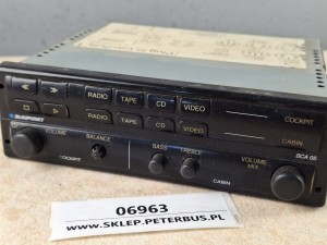 Wzmacniacz autobusowy  BLAUPUNKT BCA 05, nr 7 607 005 200 5, panel sterownia RADIO, kaseta, CD, video 