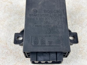 Przekaźnik, blokada rozruchu, Mercedes O407, BOSCH 0 331 801 300 