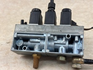 Zawór elektromagnetyczny WABCO nr 372 060 022 0, MERCEDES O407, nr 372 060 011 6 