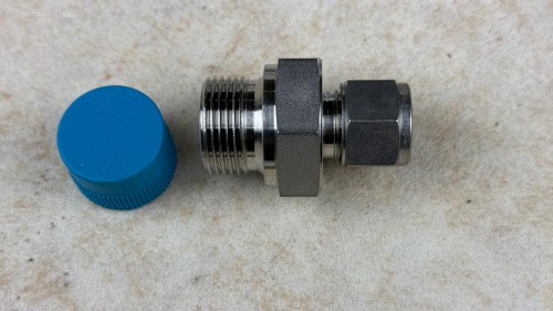 10269, SWAGELOK  Złączka rurowa Swagelok ze stali nierdzewnej, złącze męskie, średnica zewnętrzna rury 12 mm x gwint męski NPT 34 cala (10).jpeg