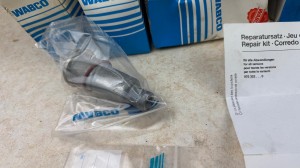 Tłumik przeciwszumowy WABCO 1592-9753039212 - NOWY - 
