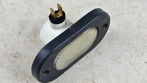 10395, Lamka oświetlenia wewnętrznego autobusu, 95 mm x 50 mm, 2 PINy (1).jpeg