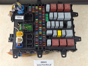 Tablica elektro, tablica bezpieczników, przekaźników nr 5010590677 F00