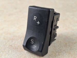 Klawisz, przycisk, włącznik RENAULT DAV 24618, 8 PINów