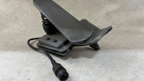 10578, Potencjometr Continental 445.80444 i pedał gazu MERCEDES, BOVA MAGIQ EURO 3 (7).jpeg