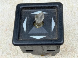 Pokrętło sterowania lusterkami elektrycznymi, 9 PINów