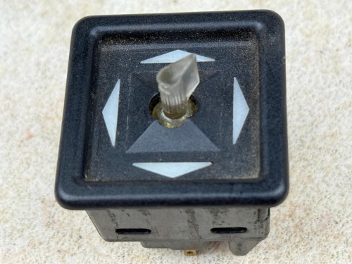10678, Pokrętło sterowania lusterkami elektrycznymi, 9 PINów (3).jpeg
