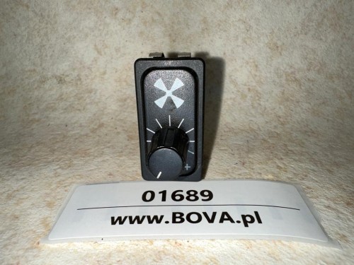 01689, Pokrętło, potencjometr siły nawiewu Mercedes Citaro, nr 611 546 00 66 (3).jpg