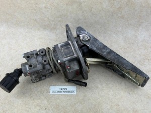 Zawór hamulca nożnego + pedał nożny KNORR-BREMSE MB4745, nr 189741 - GWARANCJA 100% sprawny - 
