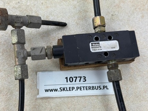 10773, Zawór Parker B43004PS, BOVA Futura EURO 3 (2).jpeg
