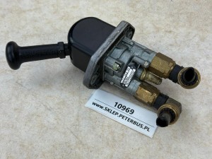 Zawór hamulca ręcznego, rączka ręcznego WABCO nr 9617230030,  RENAULT ILIADE, KAROSA, DAF, SOLARIS 