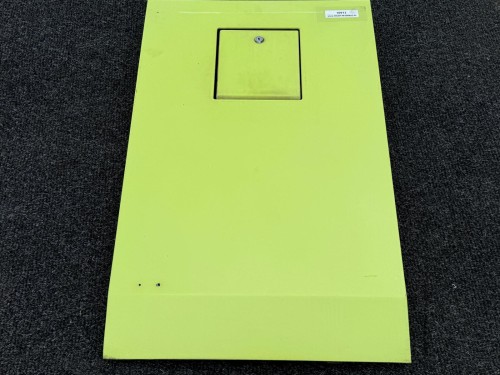 10913, Klapa boczna przy zbiorniku paliwa, z klapką wlewu paliwa, RENAULT FR 1, GTX, ILIADE, EURO 2, szerokość 61 cm x  wysokość 98 cm  (6).jpeg