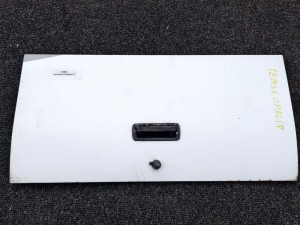 Klapa boczna TEMSA OPALIN do kufra bagażowe wymiary szerokość 99,5 x 49,5 cm wysokości 