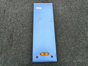 Klapa boczna autobusu BOVA Futura EURO 3, serwisowa, wąska, szerokość 34 cm, wysokość ok. 101 cm 