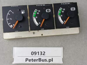 3 wskaźniki TEMSA SAFARI, wskaźnik paliwa 88 233 089 0016, wskaźnik ciśnienia powietrza 88 233 089 0025, 88 233 089 0026
