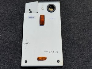 Klapa boczna, serwisowa z wlewem paliwa, Futura FHD EURO 3, wymiary 101,5 cm wysokości x 57,5 cm szerokości, klapka wlewu paliwa 