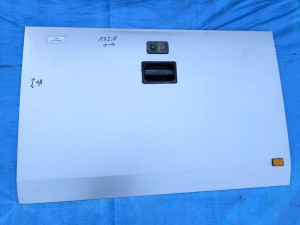 Klapa boczna kufra bagażowego TEMSA SAFARI, szerokość 152,5 cm x 98 cm wysokości 