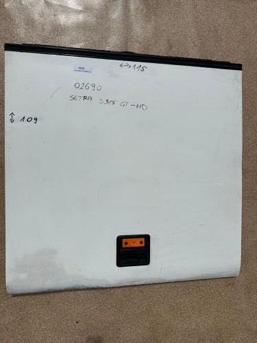02690, Klapa boczna, kufra bagażowego SETRA S315 GT-HD, szerokość 115 cm, wysokość 109 cm (5).jpeg