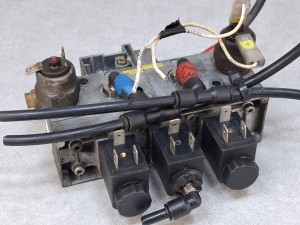 Elektrozawór sterowania otwierania drzwi WABCO 4726000220, nr 472 600 011 6, MAN REGIO