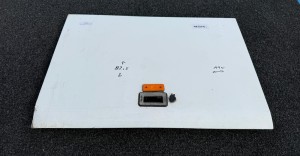 Klapa boczna kufra bagażowego SETRA S315 UL/H, wysokość 82,5 cm, szerokość  115 cm,  wymiary 115 x 82,5 cm