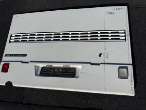 Klapa tylna, silnikowa MERCEDES O550 integro, zderzak tył
