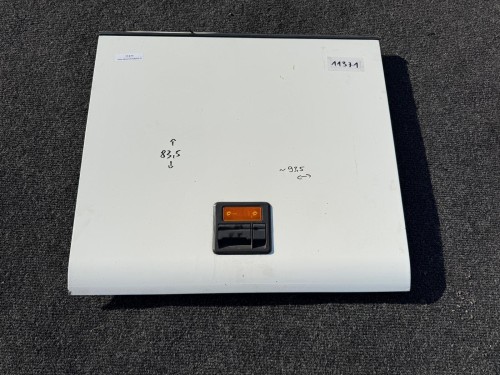 11371, Klapa boczna kufra bagażowego MERCEDES O550 Integro, lewa strona, szerokość 93,5 x 83,5 cm wysokość (5).jpeg