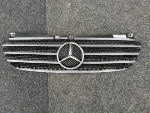 Grill, atrapa przednia, gwiazda Mercedes Sprinter