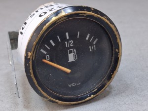 Wskaźnik poziomu paliwa BOVA FUTURA VDO nr 301 040 