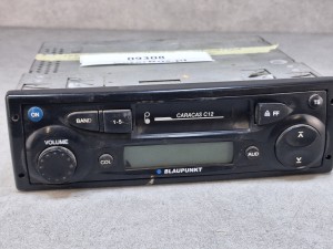 Radio, odtwarzacz kaset BLAUPUNKT CARACAS C12 - uszkodzony potencjometr i wyświetlacz - NIESPRAWNE