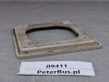 09411, Podkładka pod zawór awaryjnego otwierania drzwi MAN, mocowany na 4 śruby, wymiary 13 x 13 cm (2).jpg