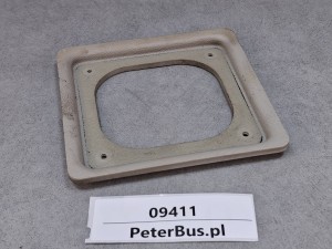 Podkładka pod zawór awaryjnego otwierania drzwi MAN, mocowany na 4 śruby, wymiary 13 x 13 cm