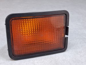 Kierunkowskaz FER 4122, Mercedes A000 826 04 43, wymiary 11 x 8 cm 