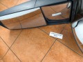 11576, Lusterko prawe BOVA Futura, czarne, dwa lustra, dodatkowe lusterko martwego punktu, widoczne pęknięcia obudowy, możliwość montażu na obie strony autobusu, prawe od strony drzwi (16).jpeg