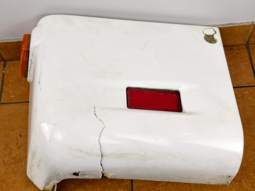 11571, Narożnik zderzaka lewy tył RENAULT ILIADE, biały (1).jpeg