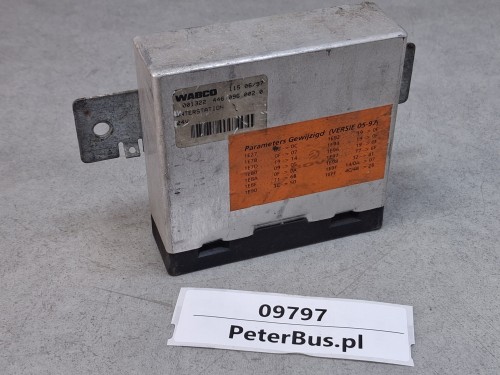 09797, Podstacja sterownia klimatyzacją BOVA Futura, WABCO numer 446 096 002 0, WABCO 4460960020 (5).jpg